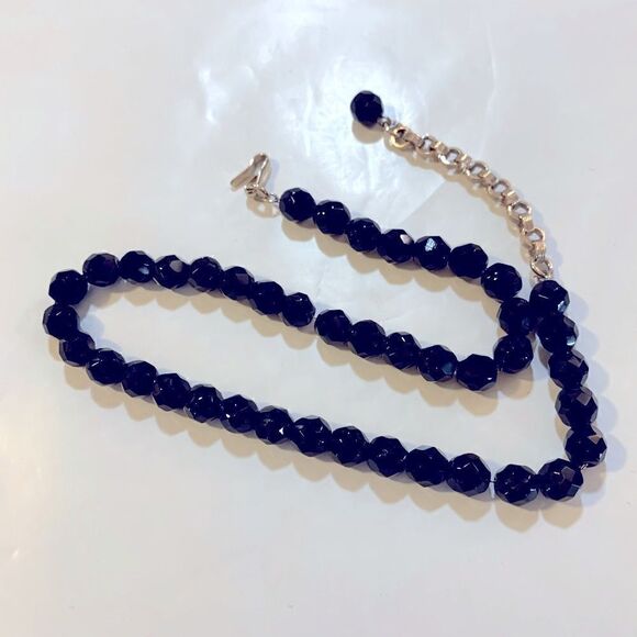 Faceted Black Glass Necklace w/ Gold Tone Chain 16” Vintage Gorgeous - Picture 1 of 4